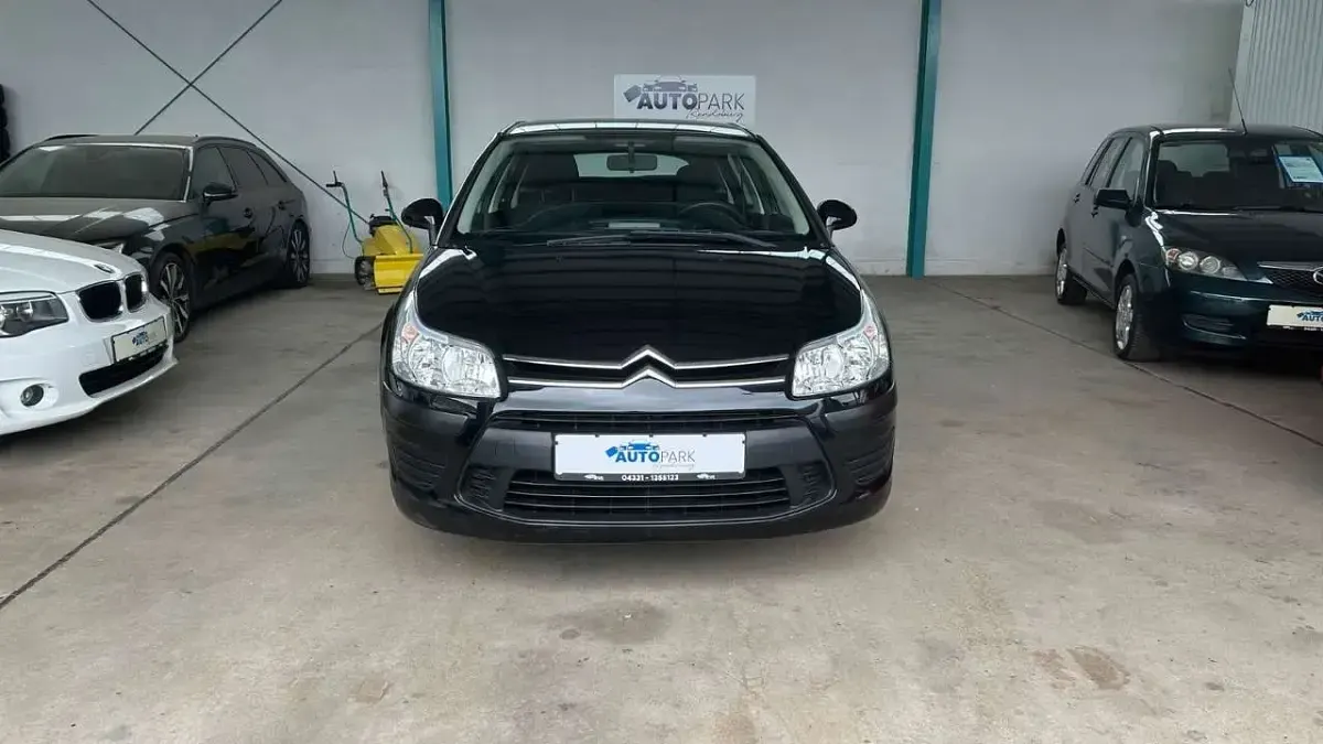 Used Citroën C4 Advance 88 HP (64 kW) 2009 Black Sedan