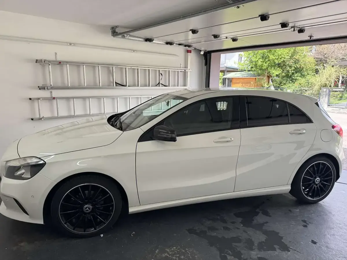 Gebraucht Mercedes A220 177 PS (130 kW) 2020 Limousine
