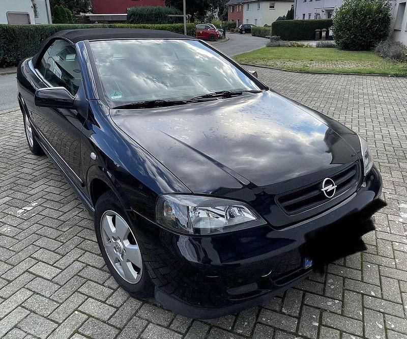 Schwarz Gebraucht 2002 Opel Astra Cabriolet Cabrio | 1.350 € (Superpreis) - Bild 1/4