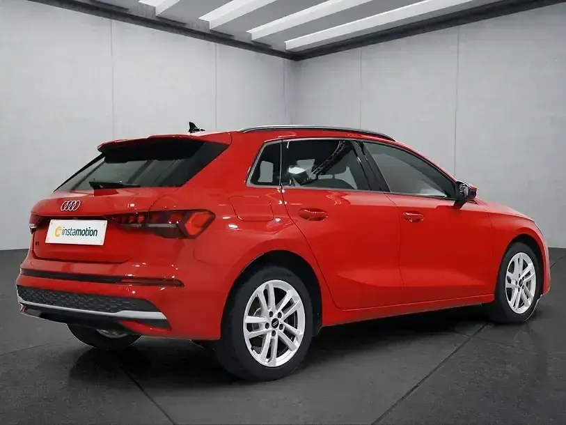 Gebraucht Audi A3 e-tron 204 PS (150 kW) 2025 Rot Kleinwagen