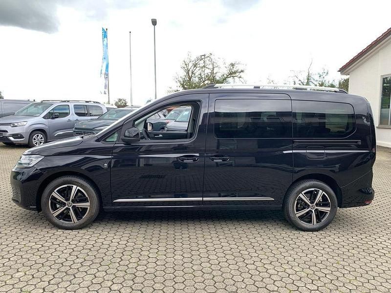 Neu VW Caddy Maxi Style 116 PS (85 kW) 2026 Deep black perkeffekt Van / Kleinbus