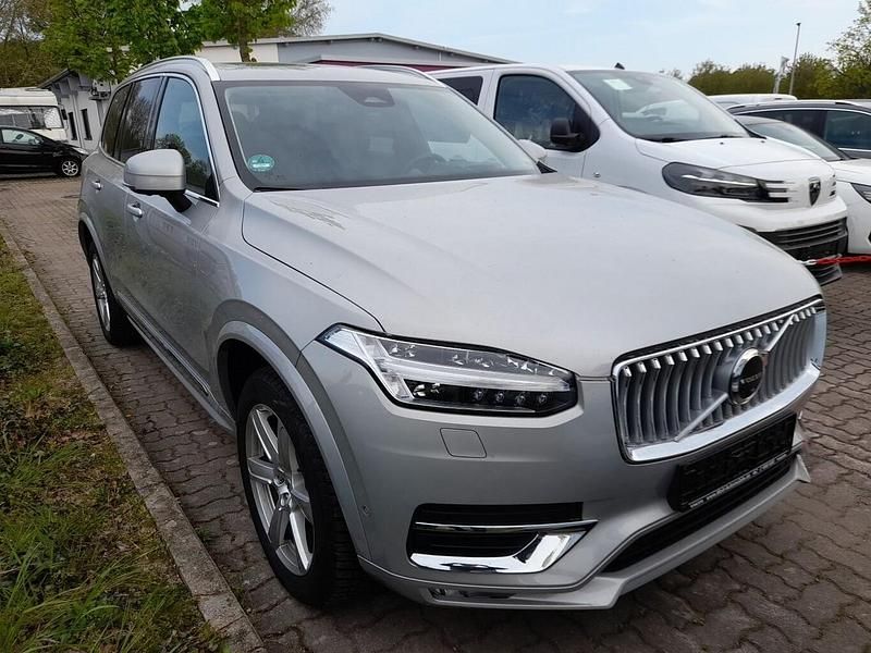 Second-hand Volvo XC90 Ultimate 235 CP (172 kW) 2023 Argintiu SUV