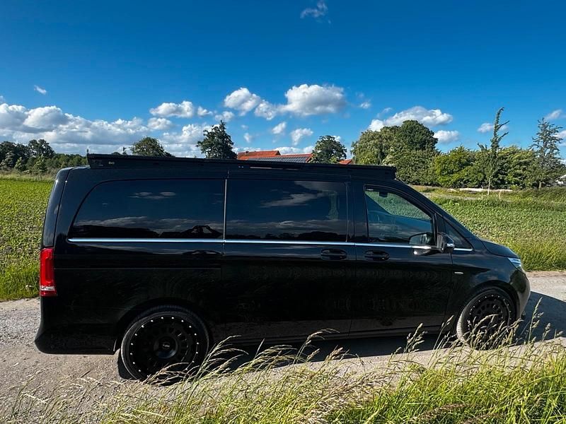 Gebraucht Mercedes V220 Avantgarde 163 PS (119 kW) 2015 Schwarz Van / Kleinbus
