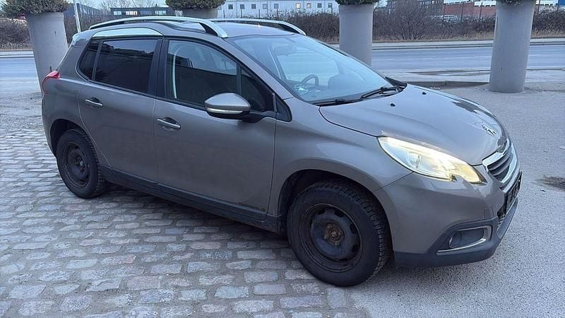 Gebraucht Peugeot 2008 Active 82 PS (60 kW) 2014 Grau SUV