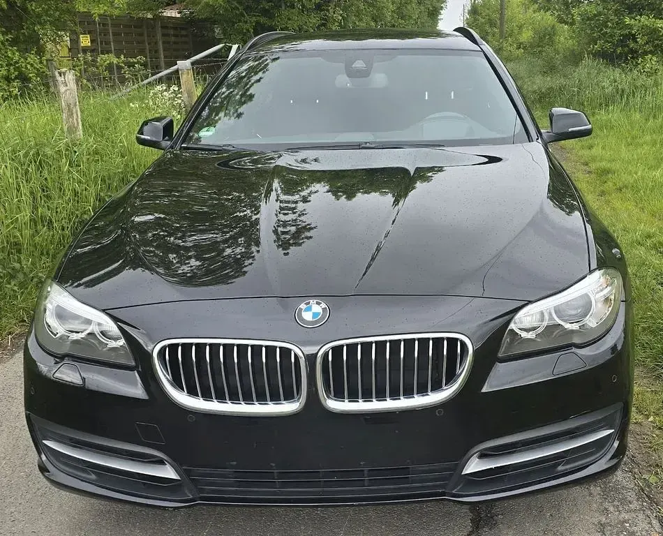 Gebraucht BMW 520 190 PS (139 kW) 2013 Schwarz Kombi