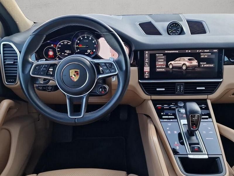 Gebraucht Porsche Cayenne 462 PS (339 kW) 2021 Grau SUV