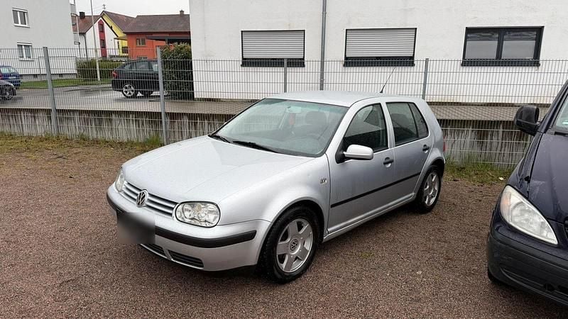 Gebraucht VW Golf IV 75 PS (55 kW) 2002 Silber Limousine