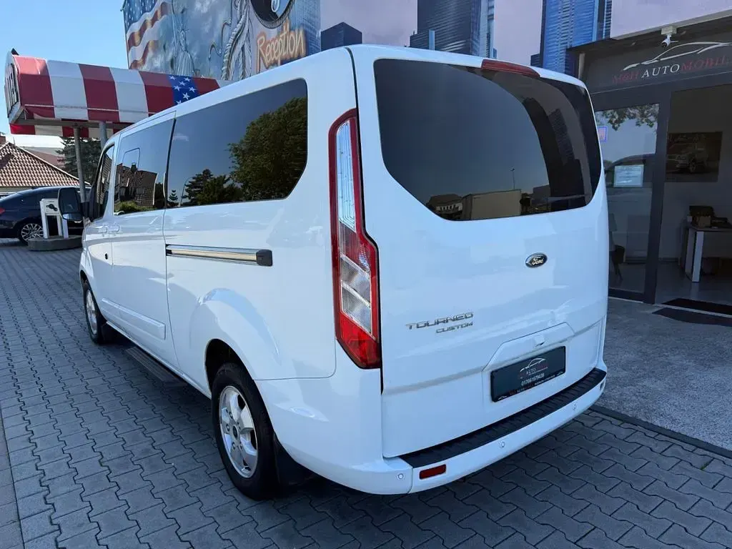 Gebraucht Ford Transit 170 PS (125 kW) 2017 Weiß Van / Kleinbus