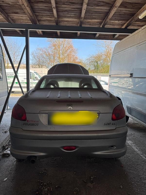 Gebraucht Peugeot 206 CC 109 PS (80 kW) 2005 Grau Cabrio