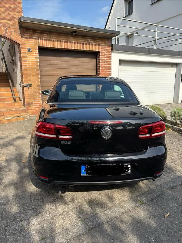 Schwarz Gebraucht 2013 VW Eos Cabrio | 9.900 € (Superpreis) - Bild 1/4