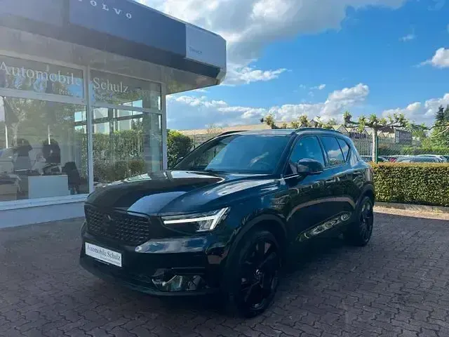Gebraucht Volvo XC40 Plus 163 PS (119 kW) 2025 Schwarz SUV