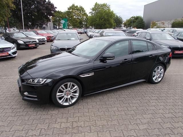 Gebraucht 2017 Jaguar XE R-Sport Limousine | 16.401 € (Fairer Preis) - Bild 1/4