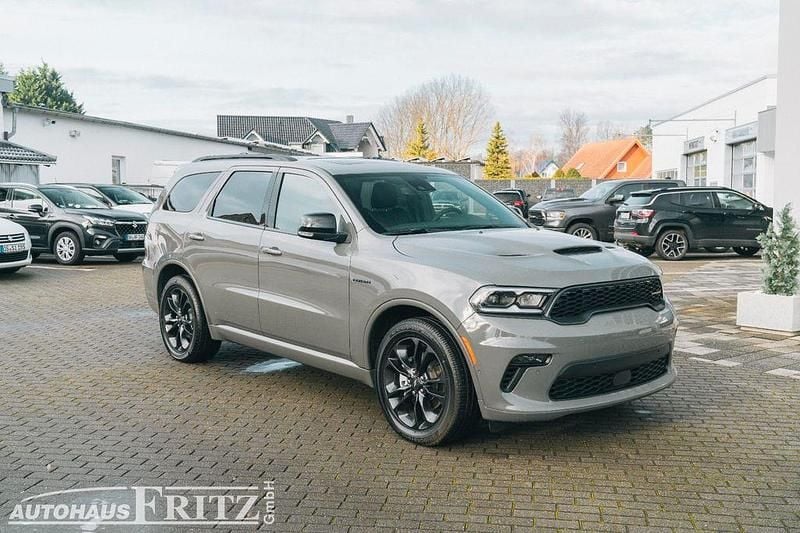 Grau Neu 2025 Dodge Durango SUV | 65.776 € (Superpreis) - Bild 1/4