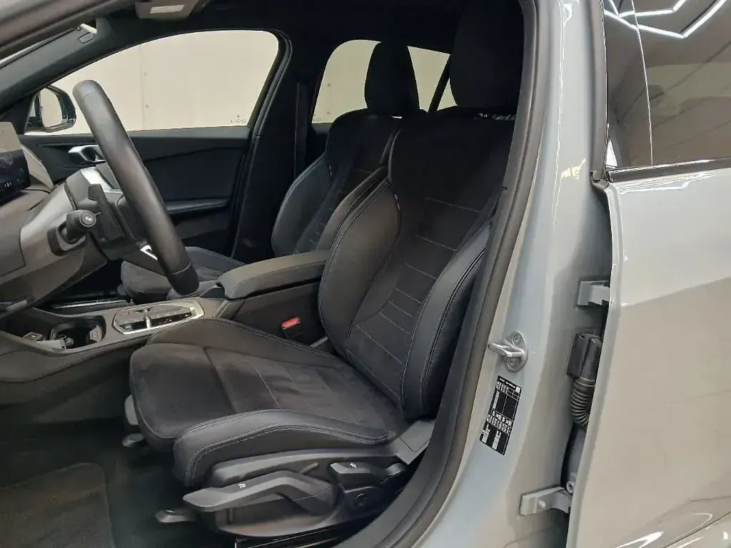 Gebraucht BMW 120 M Sport 170 PS (125 kW) 2025 Brooklyn grau Kleinwagen