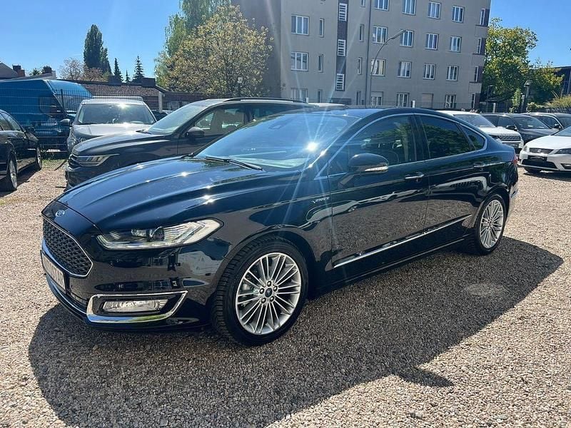 Gebraucht Ford Mondeo Vignale 140 PS (102 kW) 2018 Schwarz Limousine