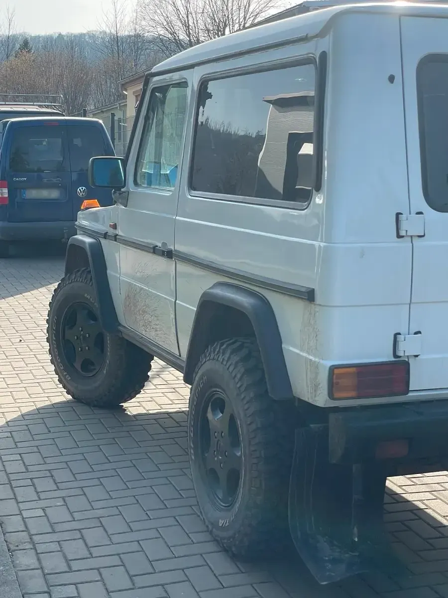 Gebraucht Mercedes G320 211 PS (155 kW) 1994 Weiß SUV