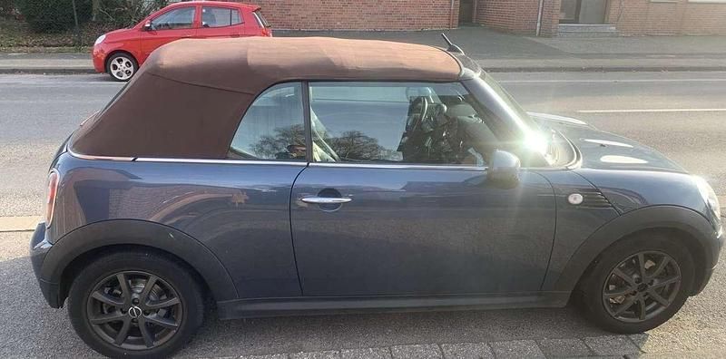 Gebraucht Mini Cooper Cabriolet 122 PS (89 kW) 2010 Blau Cabrio