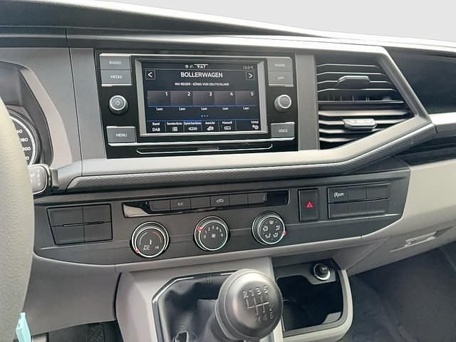 Gebraucht VW Transporter 150 PS (110 kW) 2025 Grau Van