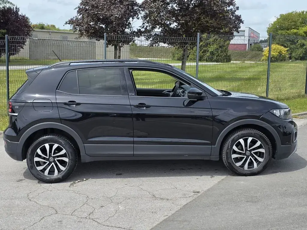 Usado VW T-Cross Active 110 CV (80 kW) 2022 Negro SUV