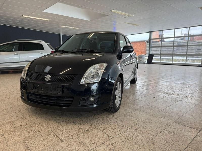 Schwarz Gebraucht 2010 Suzuki Swift Comfort Kleinwagen | 5.999 € (Etwas zu teuer) - Bild 1/4