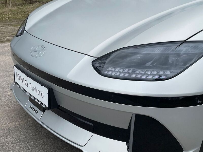 Gebraucht Hyundai Ioniq 6 Dynamiq 167 kW (228 PS) 2023 Gravity gold (matt) Limousine