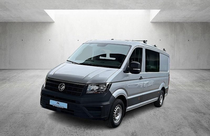 Silber Gebraucht 2021 VW Crafter Van | 31.870 € (Teuer) - Bild 1/4
