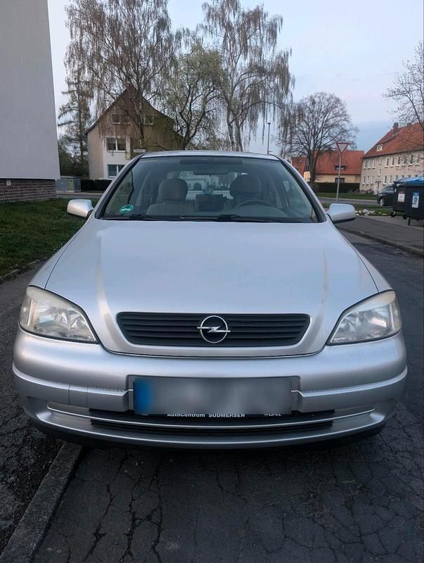 Gebraucht Opel Astra 85 PS (62 kW) 2001 Silber Coupé