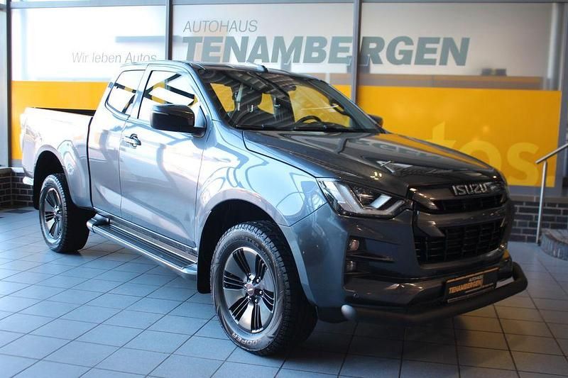 Grau Gebraucht 2022 Isuzu D-Max SUV | 34.900 € (Fairer Preis) - Bild 1/4