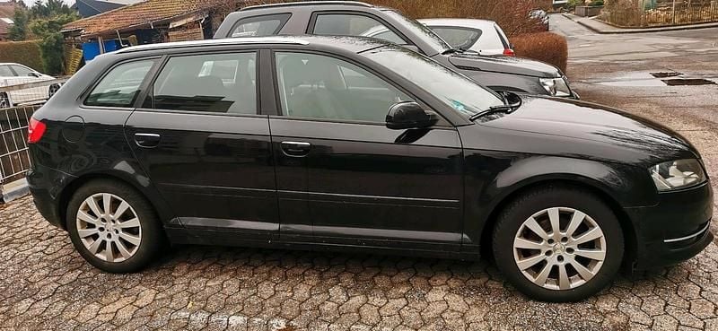 Gebraucht Audi A3 110 PS (80 kW) 2010 Schwarz Kleinwagen