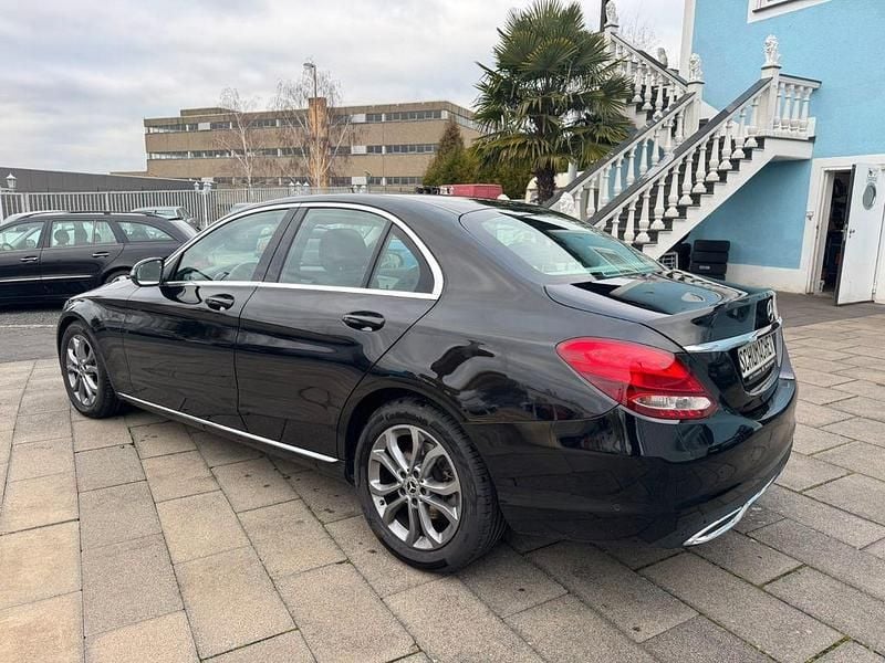 Gebraucht Mercedes C200 Avantgarde 184 PS (135 kW) 2017 Schwarz Limousine