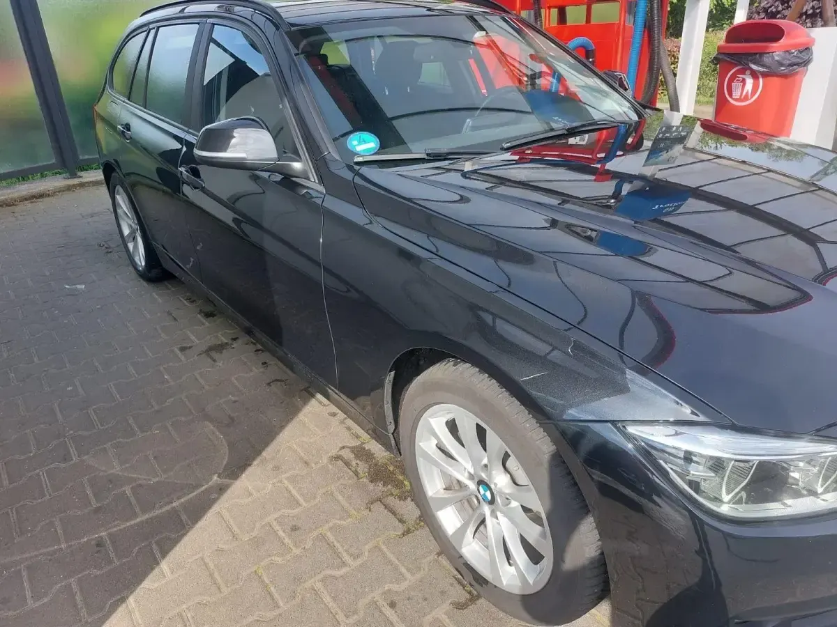 Gebraucht BMW 318 150 PS (110 kW) 2017 Schwarz Kombi