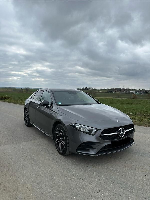 Gebraucht Mercedes A250 AMG 218 PS (160 kW) 2021 Grau Limousine