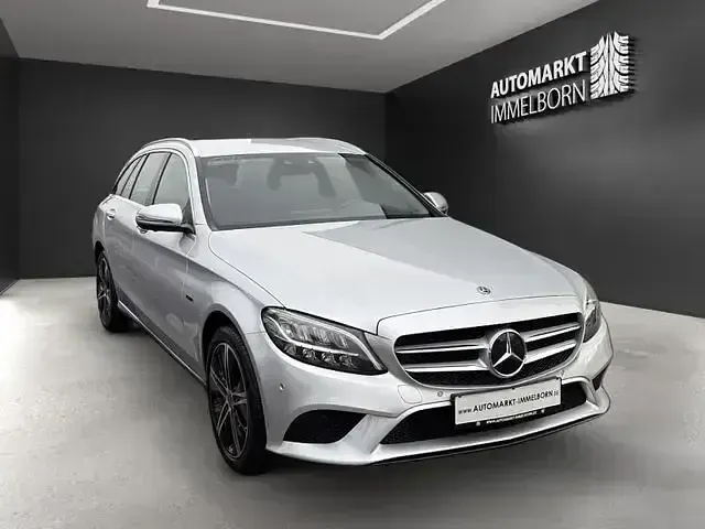 Gebraucht Mercedes C300e 320 PS (235 kW) 2020 Silber Limousine