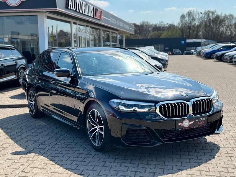Gebraucht BMW 520 Shadowline 190 PS (139 kW) 2023 Schwarz Limousine