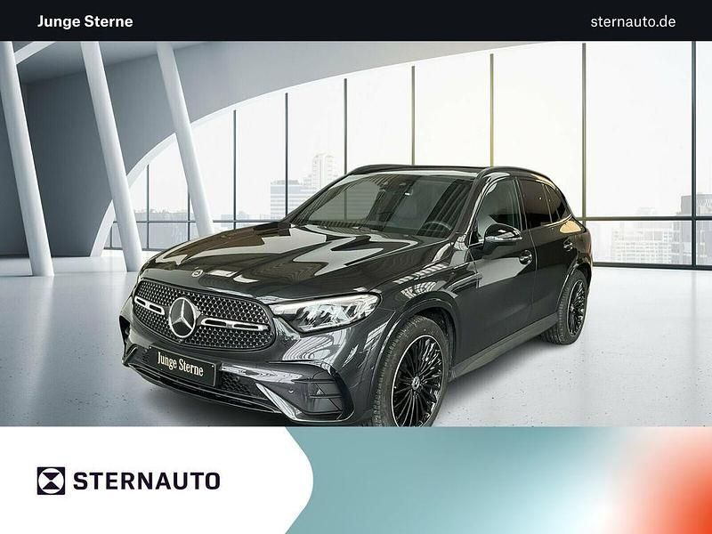 Metalliclack graphitgrau Gebraucht 2025 Mercedes GLC200 AMG line SUV | 56.525 € (Fairer Preis) - Bild 1/4