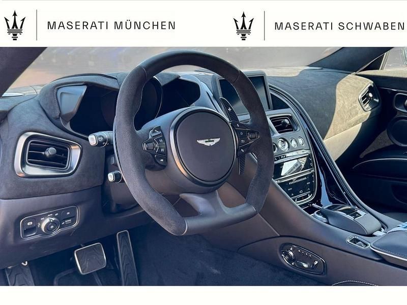 Neu Aston Martin DBS 770 PS (566 kW) 2025 Schwarz