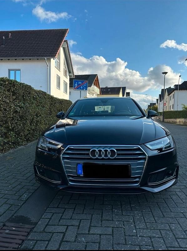 Schwarz Gebraucht 2018 Audi A4 S-Line Kombi | 18.499 € (Fairer Preis) - Bild 1/4