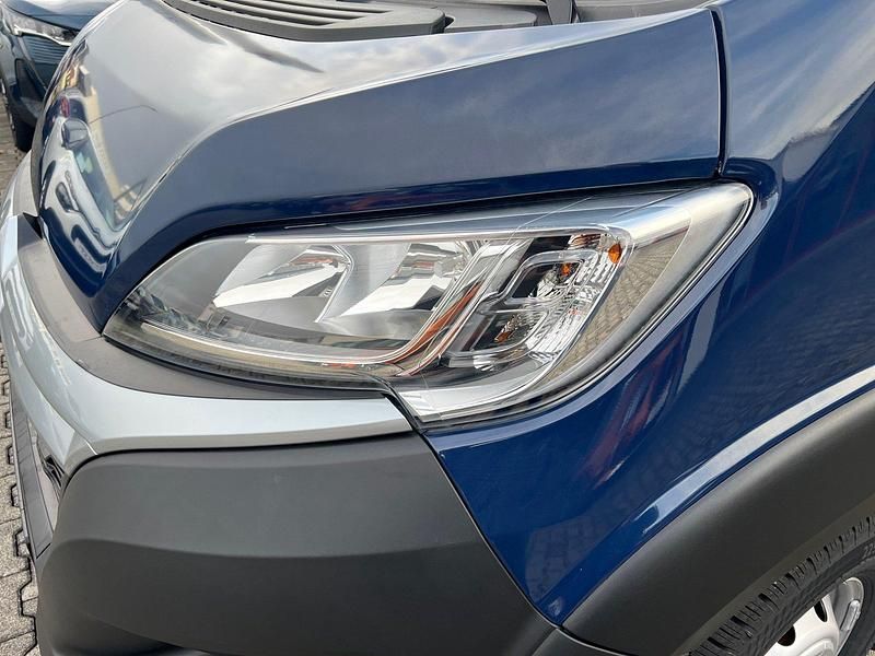 Neu Citroën Jumper 165 PS (121 kW) 2025 Blau Van / Kleinbus