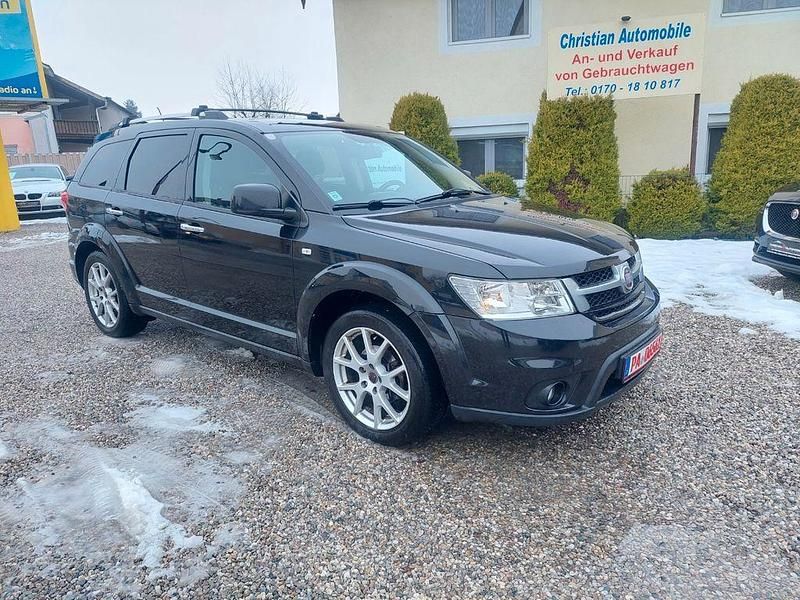 Gebraucht Fiat Freemont Lounge 140 PS (102 kW) 2012 Schwarz SUV