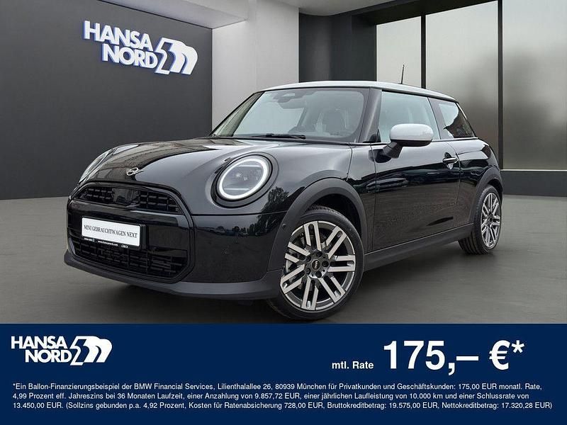 Schwarz / midnight black (metallic) Gebraucht 2024 Mini Cooper Classic Kleinwagen | 26.450 € (Guter Preis) - Bild 1/4
