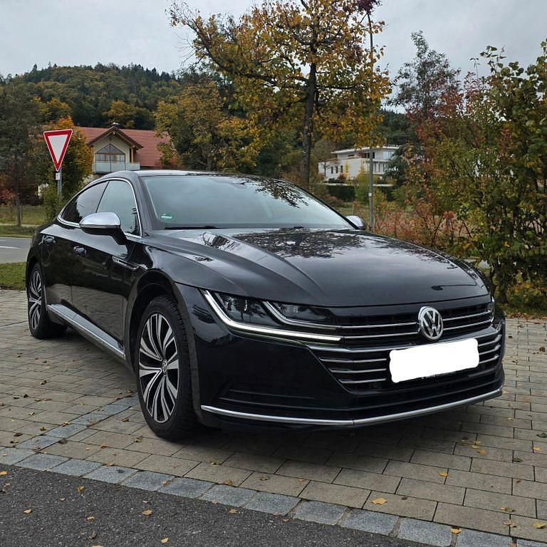 Schwarz Gebraucht 2017 VW Arteon Limousine | 21.300 € (Guter Preis) - Bild 1/4