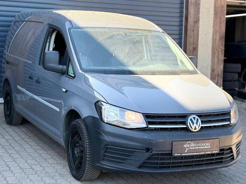 Usata VW Caddy 105 CV (77 kW) 2017 Grigio Monovolume