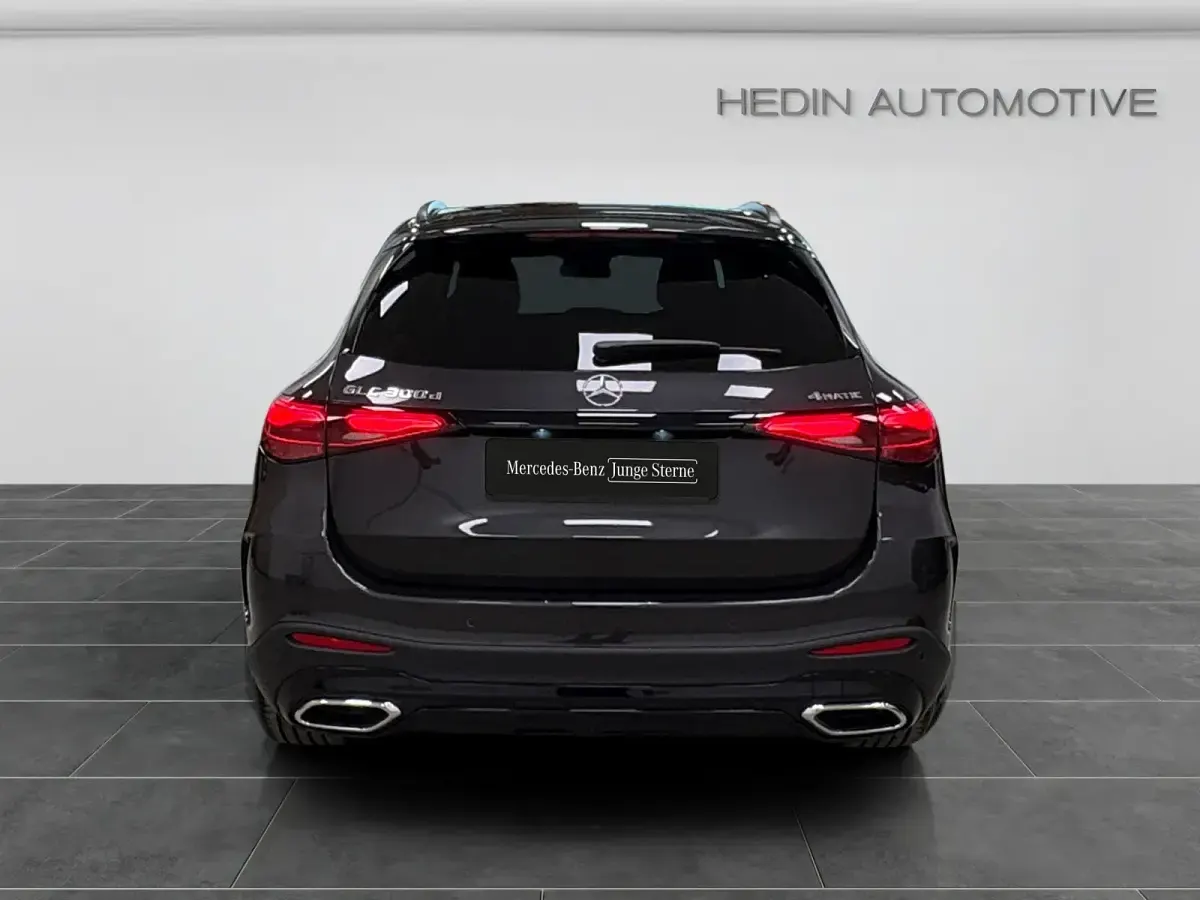 Gebraucht Mercedes GLC300 269 PS (197 kW) 2024 SUV