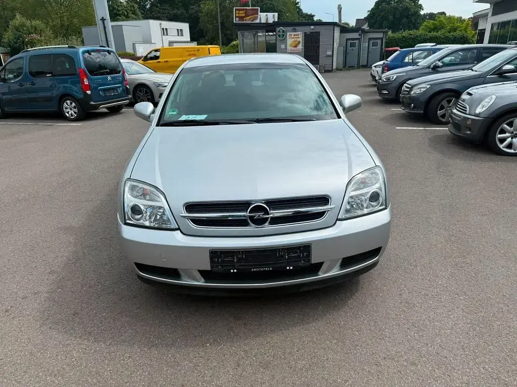 Gebraucht Opel Vectra 147 PS (108 kW) 2002 Silber Limousine