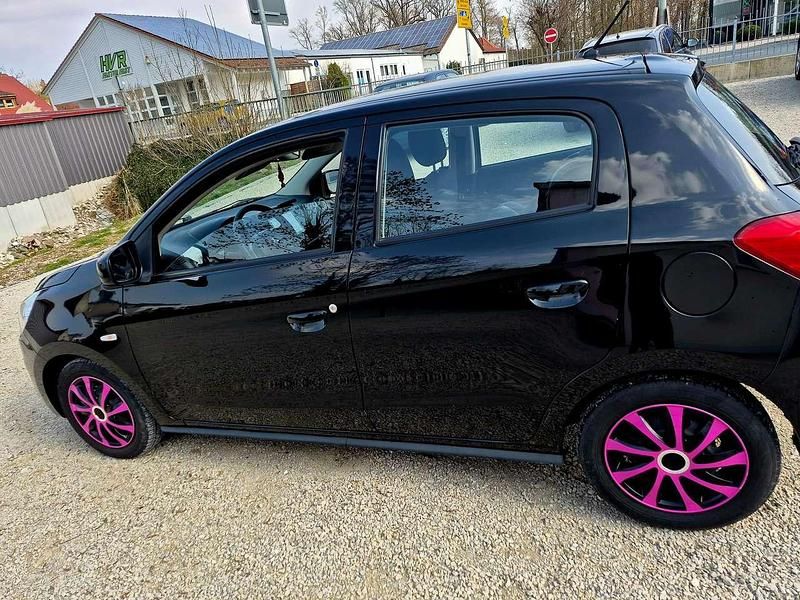 Gebraucht Mitsubishi Space Star Edition 71 PS (52 kW) 2018 Schwarz Kleinwagen