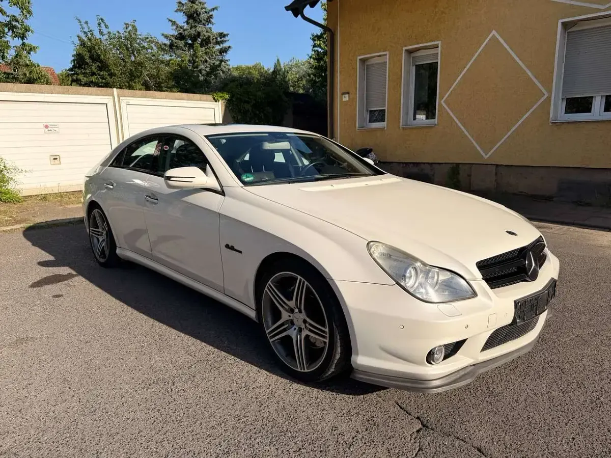 Gebraucht Mercedes CLS63 AMG AMG 514 PS (378 kW) 2007 Weiß Coupé