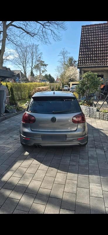 Gebraucht VW Golf V 150 PS (110 kW) 2005 Grau Kleinwagen