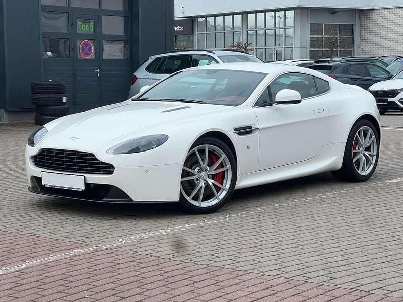Gebraucht Aston Martin V8 426 PS (313 kW) 2017 Stratus white Coupé