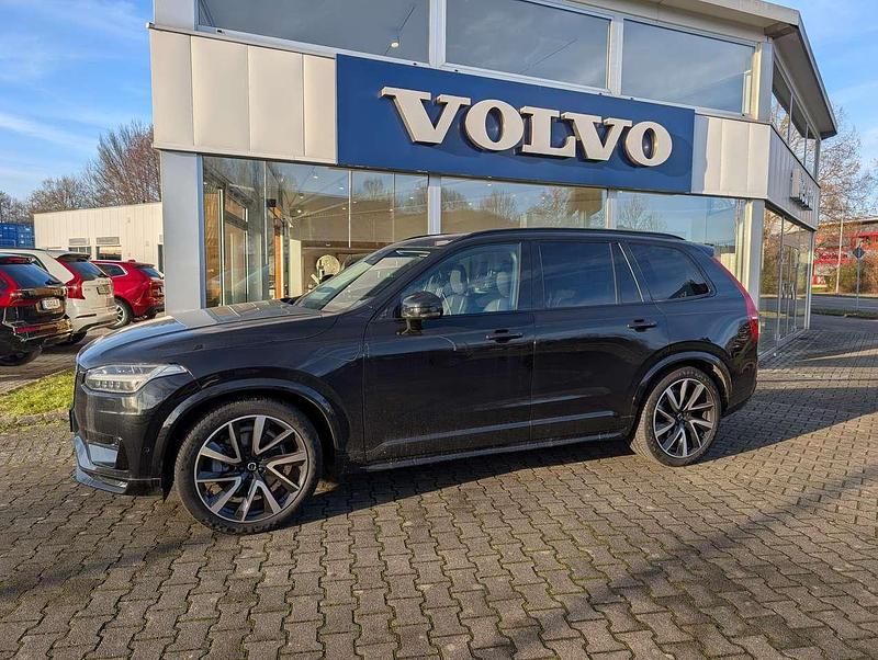 Gebraucht Volvo XC90 Plus 235 PS (172 kW) 2022 Onyx black SUV