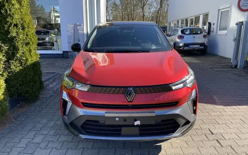Gebraucht Renault Captur Esprit Alpine 158 PS (116 kW) 2025 Dezirrot/dach blackpearlsch SUV